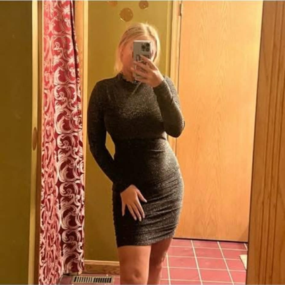 Elegant Black Long Sleeve Dress
